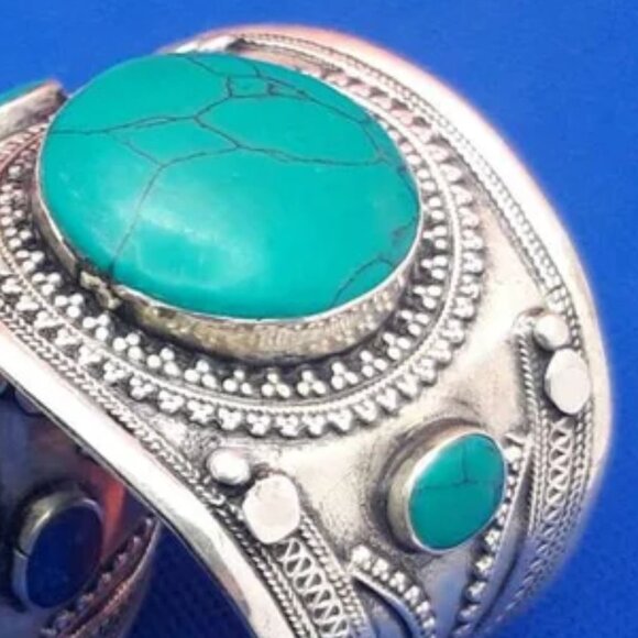 Single Boho Kuchi Cuff Bracelet With Round Shaped Stones, Tribal Ethnic Cuff - Picture 3 of 6